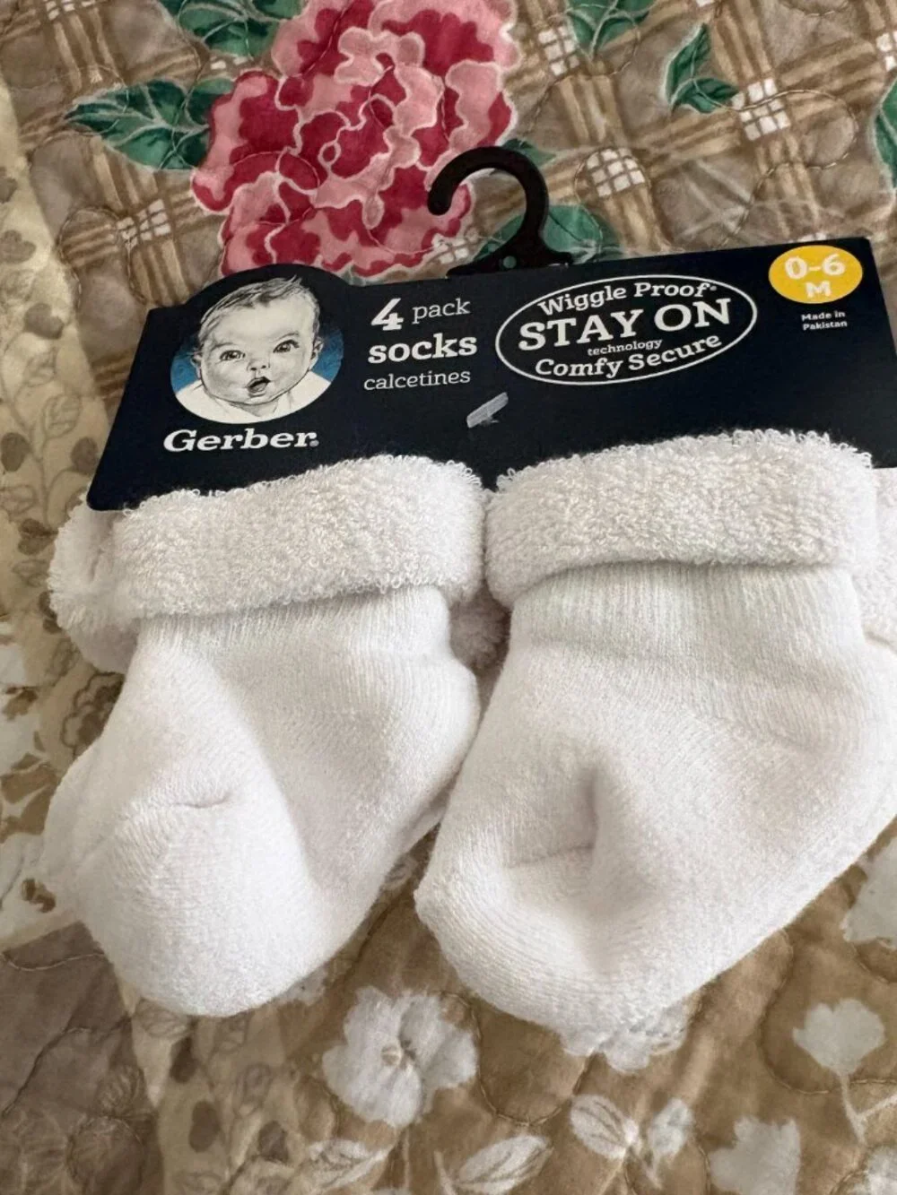Gerber Neutral White Terry Bootie Wiggle Proof Stay-On Socks Size 0–6 months